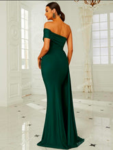 Load image into Gallery viewer, Emerald Queen Evening Gown